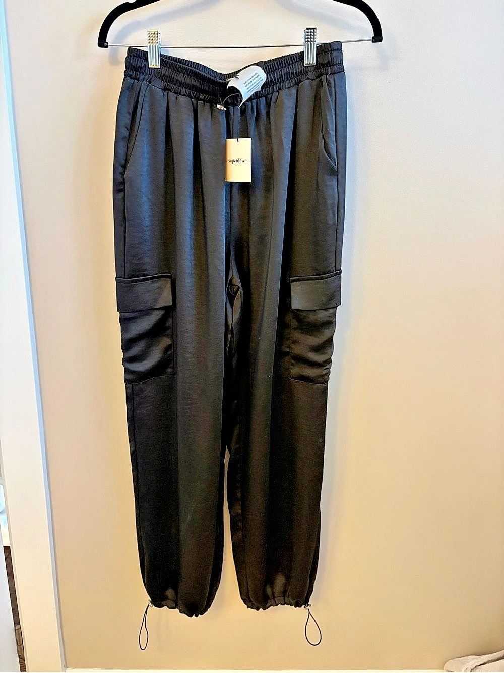 Superdown Rita Cargo Pant in Black, Size Small